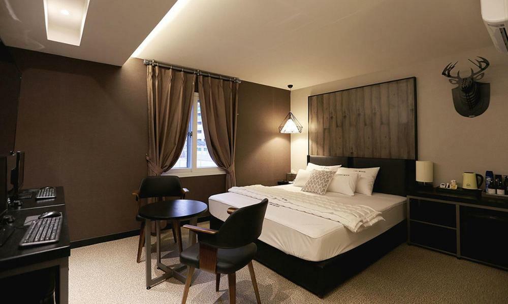Gupo Idea Hotel Busan Exteriör bild